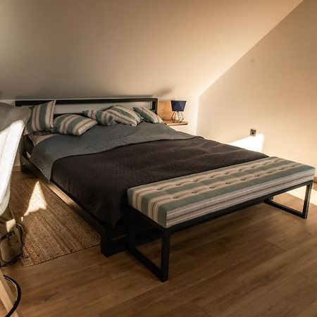 Tuztorony Apartman Veszprém Buitenkant foto