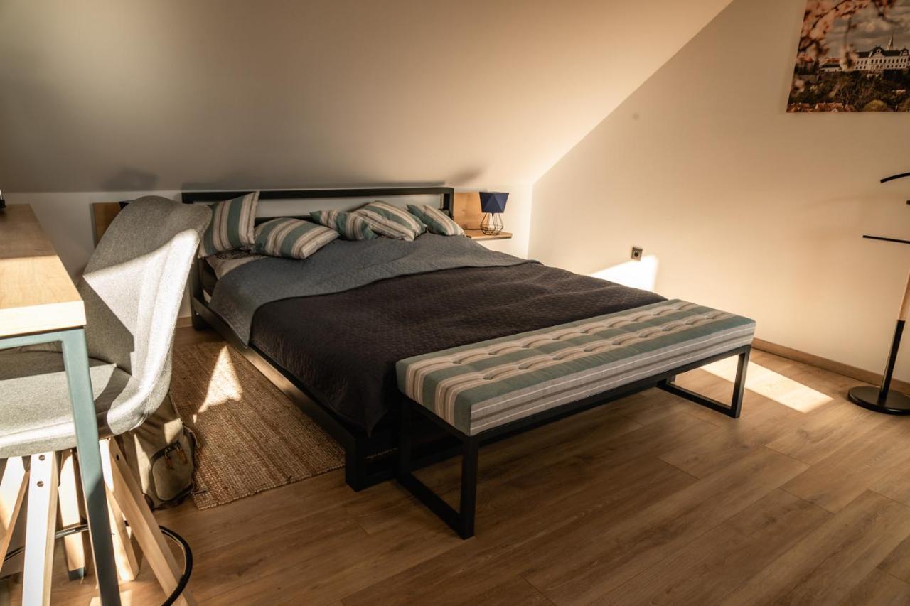 Tuztorony Apartman Veszprém Buitenkant foto
